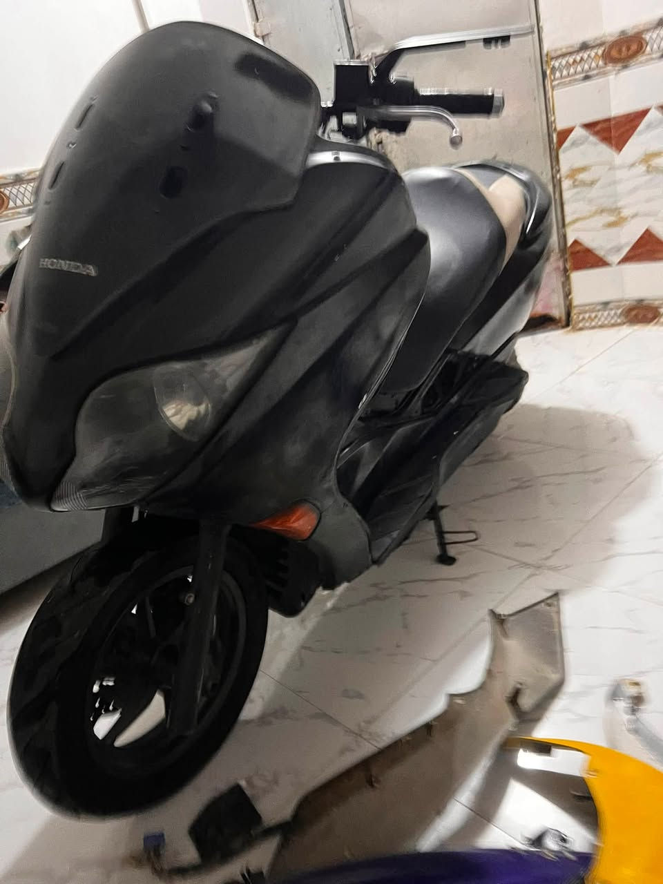 فورزه 0/10 
للبيع  
عوزه باتريه ابيع طافيه
مكاني ناصريه رفاعي 
رقمي ***********
