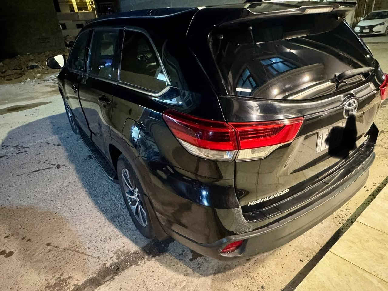 هايلاندر XLE • ٣.٥ V6 • بأسمي