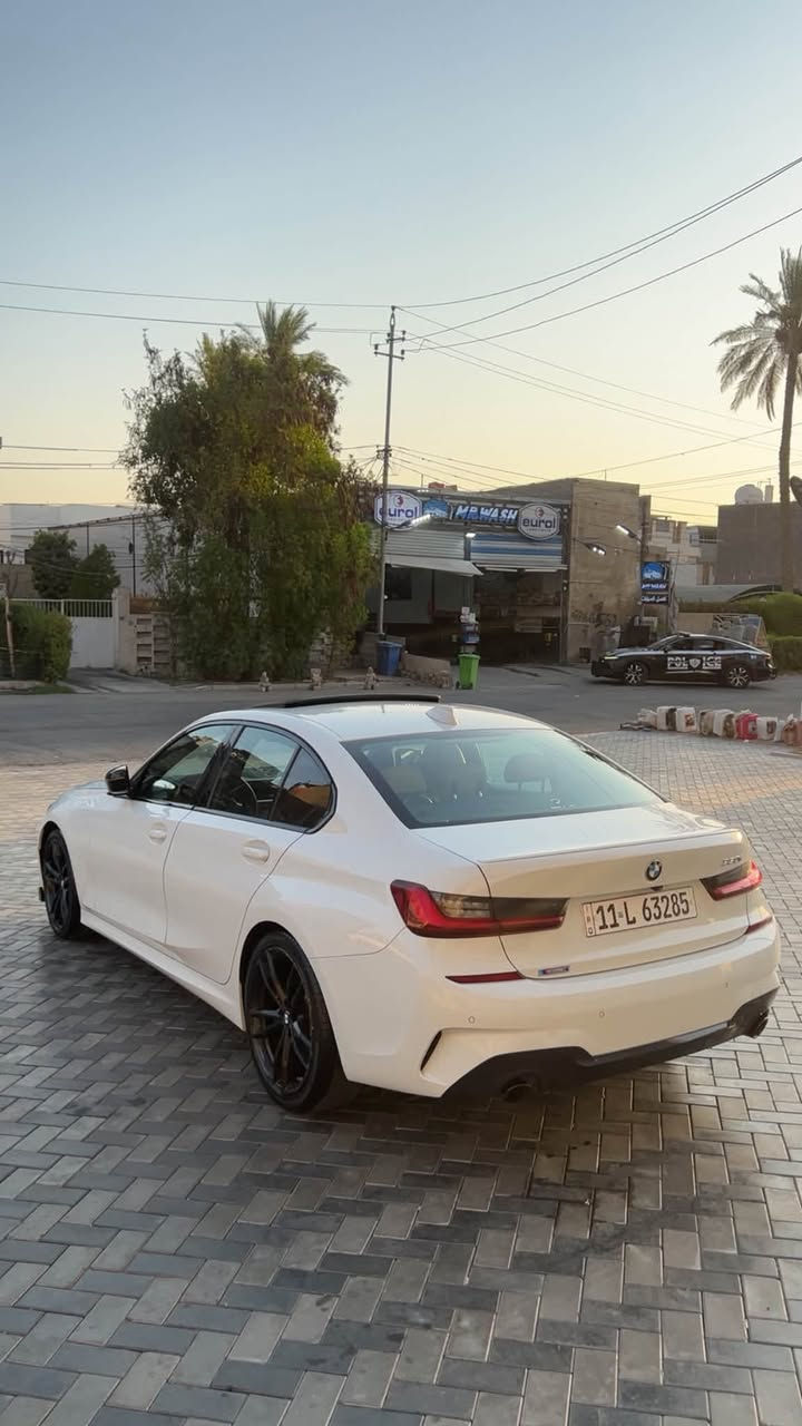 شونكم حبايب بيع فقط وبسعر حلو
بي ام 330i
2022
Mبكج 
2 ويل داخل قرميدي 
ماشيه 61 الف كيلو صفر مسج خاص ممتواجد شراي اتصل وافهمك التفاصيل
مكاني بغداد المنصور
*********** واتساب
