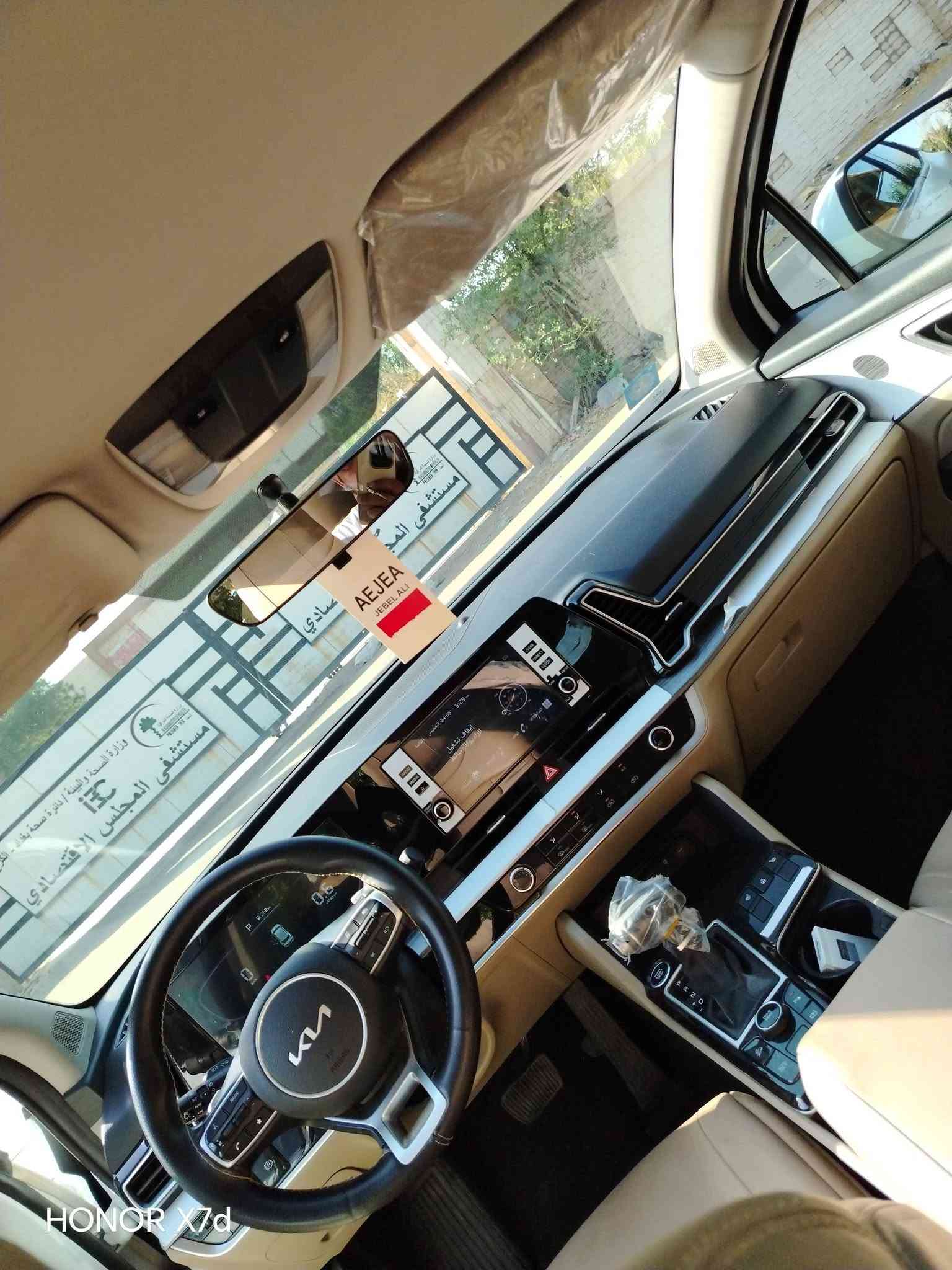 السلام عليكم
كيا سبورتج 2023
عداد الممشى 48,000km  
بعدها بالضمان داخل الوكاله 
فول عدا البانوراما
كشن كهرباء
صندوق كهرباء 
رقم بغداد ( سنويه بأسمي )
كفاله عاامه السياره
مكان السياره بغداد السيديه 
السعر 19,800$$  ( بيها مجال ان شاء الله ) 
للتواصل 
***********

نص مكتوب في الصور:
- HONOR X7d