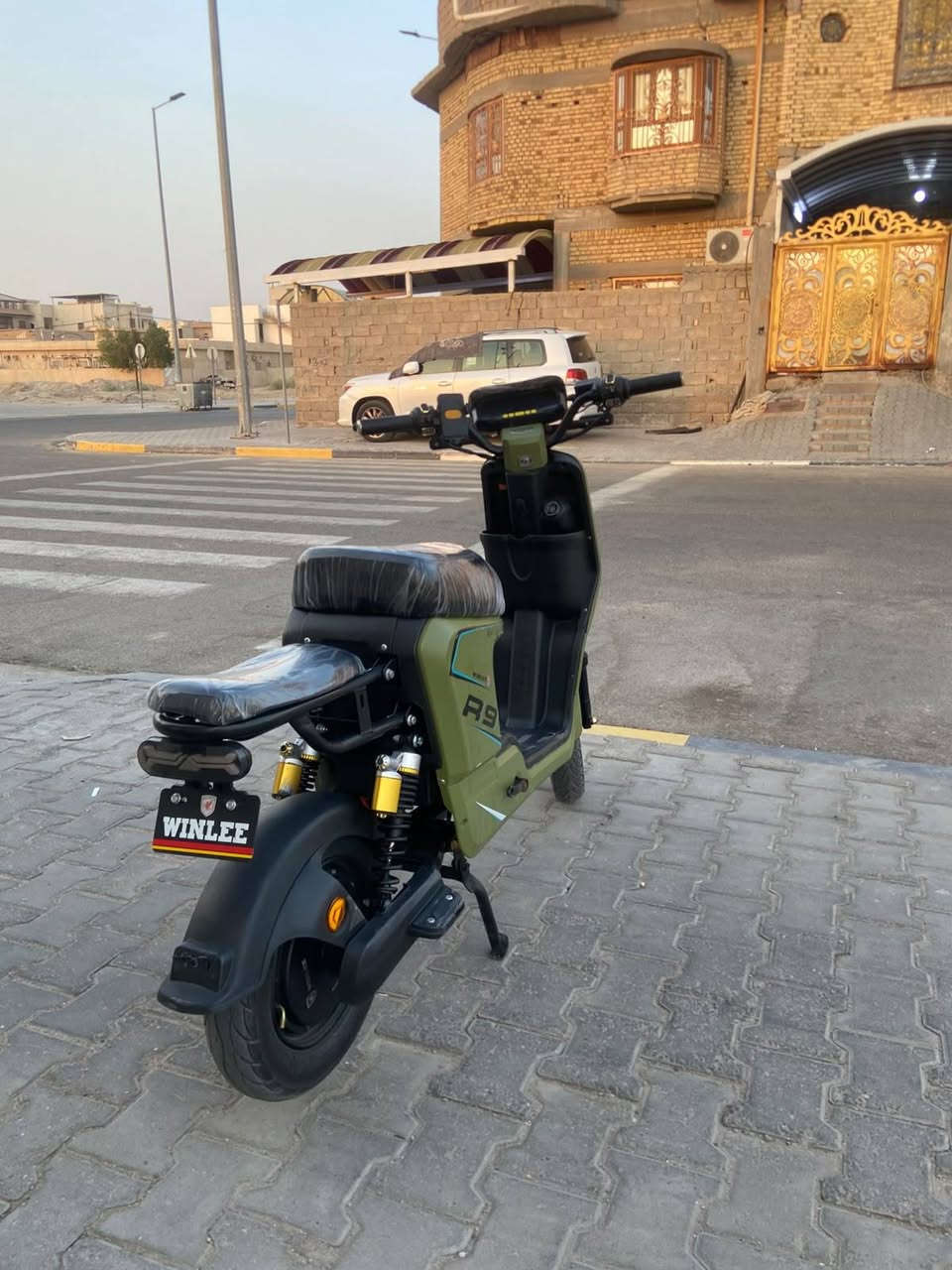 سلام عليكم
دراجه R9 لون فستقي
ستخدام قليل وصل الشراء موجود 2اشهر من طالعه من الوكيل  مكفوله كفاله عامه 
5 بطاريات حجم كبير 32 إمبير
4 نمر سرعه 109 بل شاشه
كهربائيات كلها شغاله لايت عالي ناصي وبلوتوث
نضام سرقه اشاير نضام  R
شاحنه لصليه مالتها+سله+كفات
وياها سويج وبصمه تشغيل عن بعد بيع مستعجل 
(475) وبيها مجال 
عنوان بصره حي لصدقاء 
واتساب ***********
