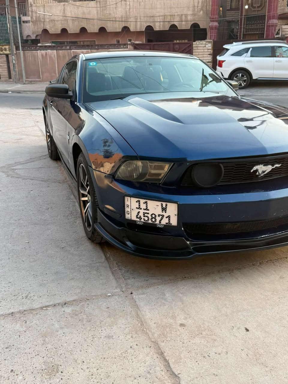 سلام عليكم شباب للبيع موستنك  بريم يوم فول مواصفات مديل 12 محرك3700المرغوب السياره جاهزه مابيها اي نقص تبريد ثلج محرك كير صدر امامي خلفي كله كفاله تخم تاير او ويل حته باتري جديد  حادث امريكه فقط جاملغ الخلفي عكس السايق مصبوغا عام لجماليه رقم بغداد الجديد بسمي تحويل ثاني يوم مكان بغداد السيديه السعر 65 بيها مجال بصيط ***********
