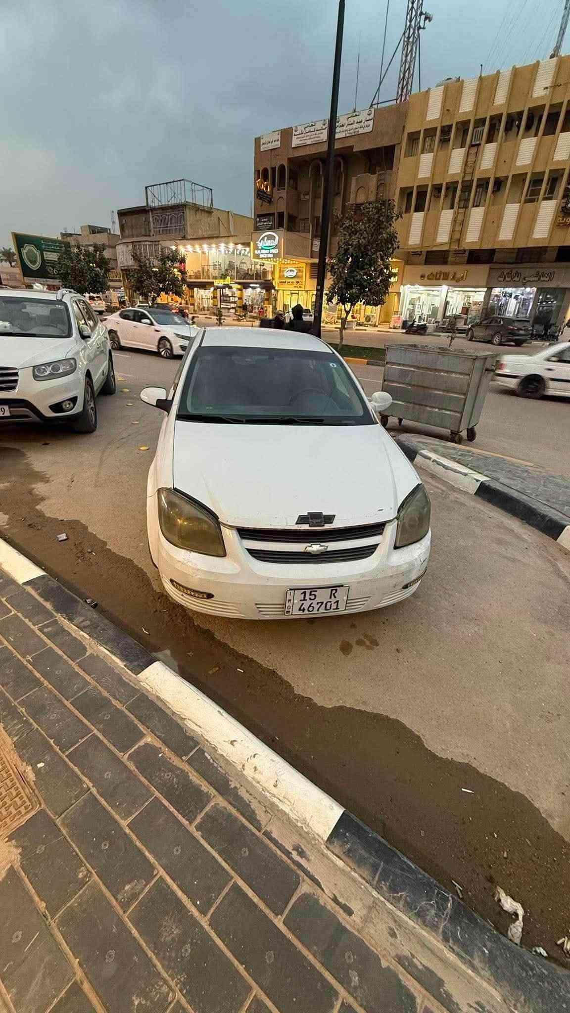 سعر رمزي • ماكو تفاصيل • إعلان ناقص