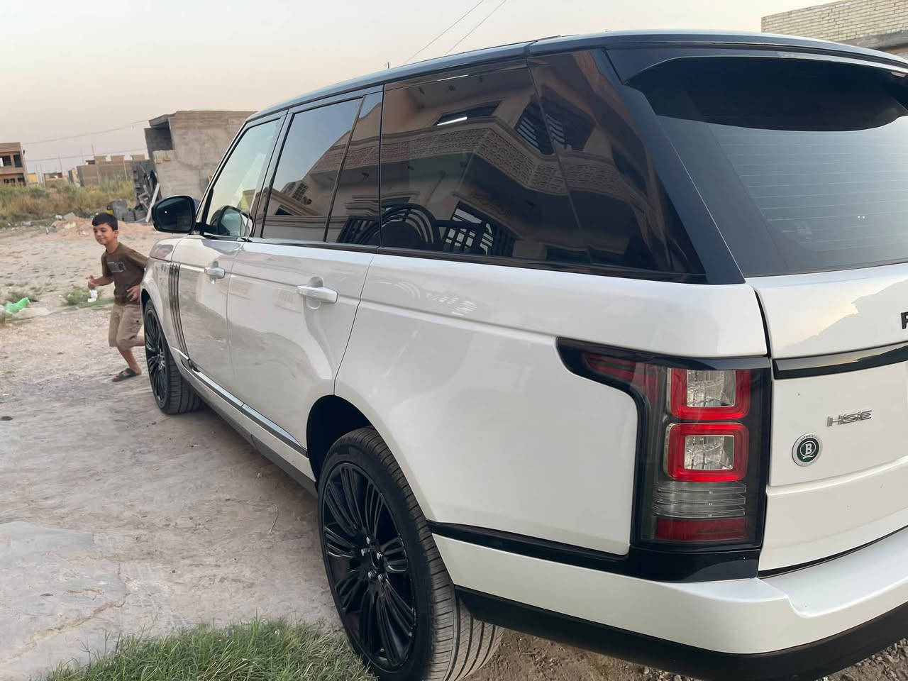 موديل 14  رقم *********** السعر 220 وبيه مجال
