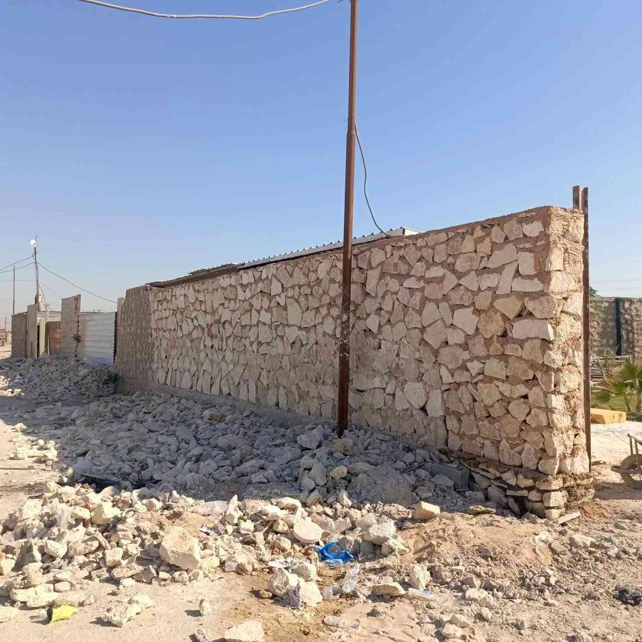 بناء حجر كرسته وعمل ***********‬‏
