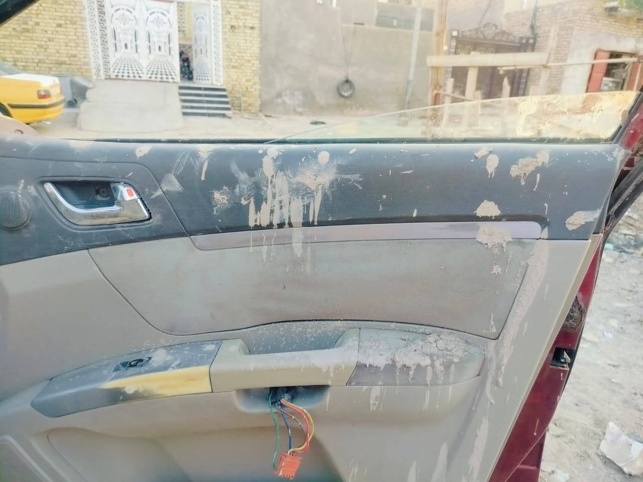 سالسلام عليكم سياره للبيع التفاصيل بالفيديو رقم ميسان نكليزي سنويه ب ٣١ مصفره بيه حادث بسمي 
العماره الماجديه 
***********
