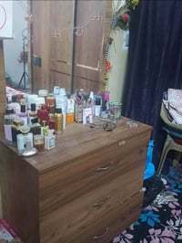 غرفه تركيا ٥ قطع السعر ١٥٠ مع دوشك عنوان بغداد التاجي سبع البور موجوده...