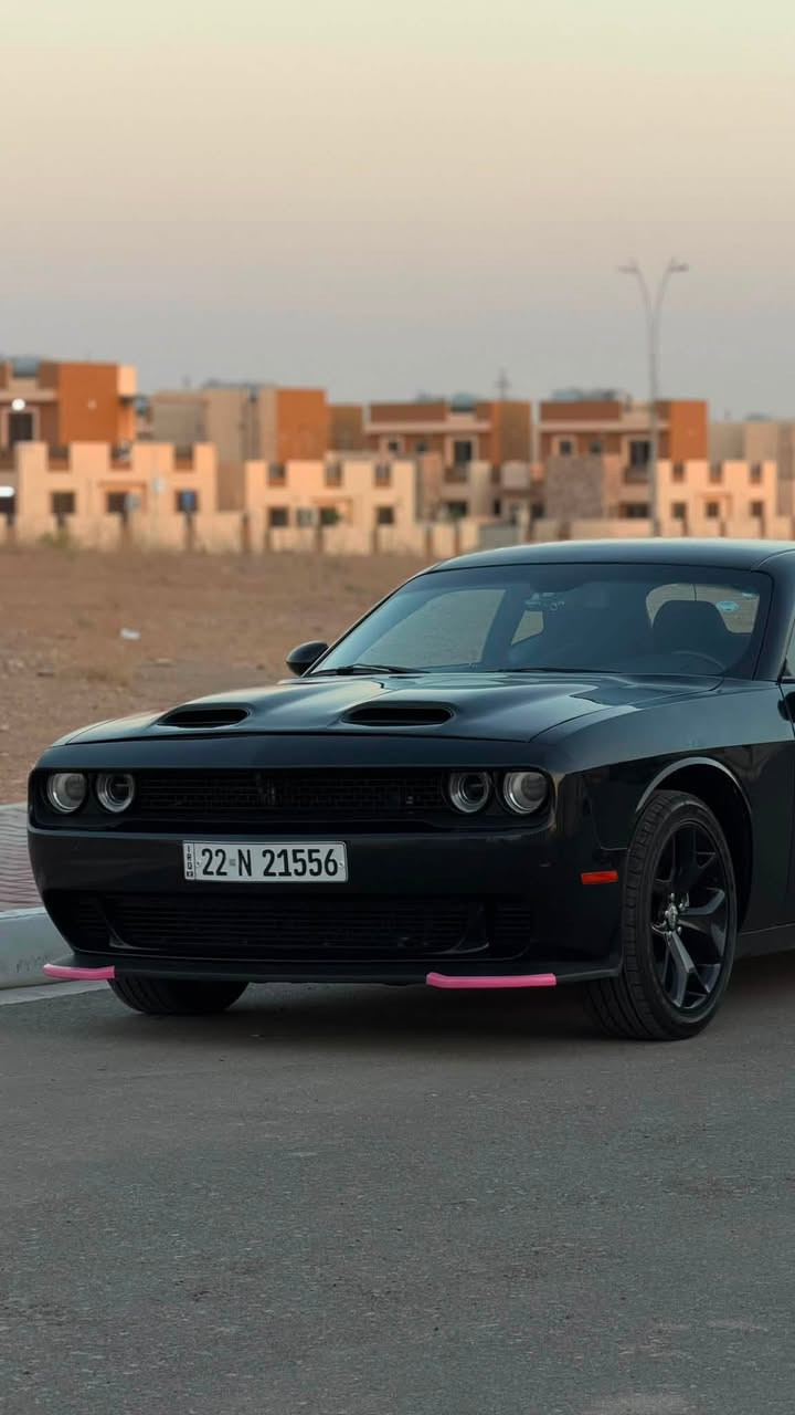 Dooug Gallinger Last Call2023 
النداء الاخير 
عداد المشي 98 كم 
مواصفات السيارة sxt 

تخم تايرات جديد 
صدر وحدادية جديد 
كير محرك شاصي ايرباكات بشرط كله 
ويل 20 
سنوية ورقم جديدة تنتهي 2030 
السيارة كاعده وحيل حلوة متصرف عليها ربع حتى دفتر خروجية بيها

تفاصيل وسعر واتساب او اتصال 
***********
