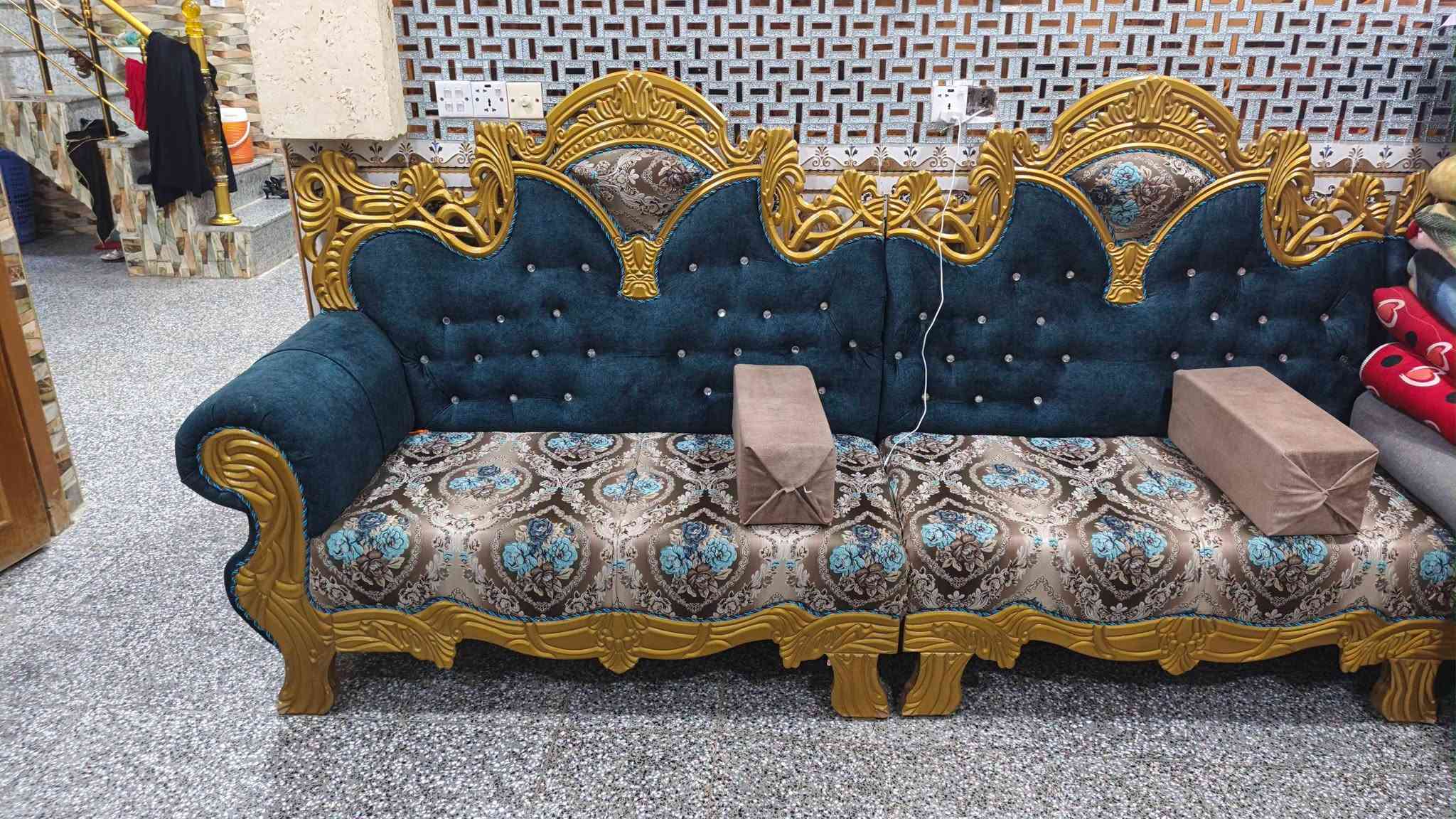الكترونيات متفرقة • نص بالصور • للبيع
