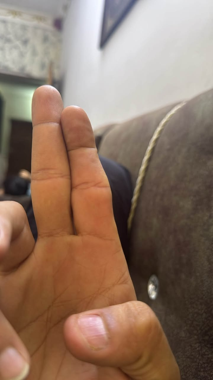 متاح افراخ مولي كوبي خبط
من عمر اسبوع الى 4 اسابيع 
السعر كل 25 فرخ ب5 الف 
….
مع كناس عدد 3 الحجم اكول من الاصبع سعرهن ب5 الف 
….
العنوان بغذاد الانتصار قبل مرور الحسينيه مجاور بوب الشام
