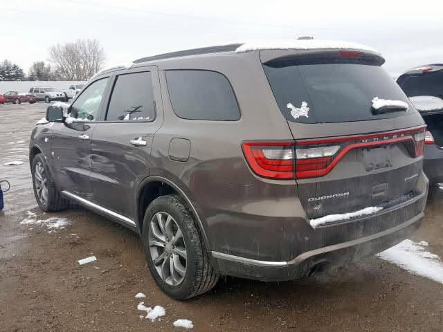 السلام عليكم
دورنكو سيتادل

‏  Dodge Durango Citadel (اعلى فئة) 

فول مواصفات

•الضرر: دعاميه وچاملغ عالبارد

•الرقم: مرقم بغداد 

•الايرباكات:  ودشبول

•المواصفات :

▪️السيارة: دودج دورانكو CITADEL 

▪️الموديل: 2018

▪️المحرك: 3.6L . V6 (ستة سلندر)

▪️ توقف ذاتي 

▪️حجم الويل: ويل كب حجم 20 مع طقم تايرات بحالة ممتازة

▪️لايتات زينون مع حاجب LED مع كشافات دعامية زينون

▪️فتحة سقف 

▪️غرفة السيارة جلد لون اسود اصل

▪️حساس امامي

▪️حساس خلفي

▪️گير شفتر بالستيرن للتحكم بالگير العادي

▪️شاشة الدشبول حجم كبير

▪️تحكم فول كهرباء لكرسي السائق والراكب

▪️كشن ذاكرة (خزن ميموري) لكرسي السائق

▪️ثلاث قطع تبريد

▪️تدفئة وتبريد للكشنات الامامية

▪️تدفئة فقط للكشنات الخلفية

▪️سستم صوت

▪️تشغيل عن بعد

▪️جنطة كهرباء

▪️تحكم ستيرن جهتين بلوتوث وحاكية وكروس سرعة وتحكم صوت 

▪️نظام ABS مانع انزلاق

▪️السيارة فول مواصفات ،.

السعر المطلوب:190

العنوان📍بغداد مشتل

 

للاستفسار☎️:***********

نص مكتوب في الصور:
- 657172839X