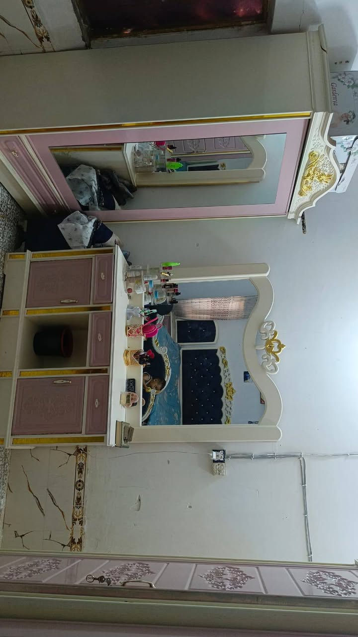 غرفة اخشاب • للبيع • النجف قضاء المشخاب