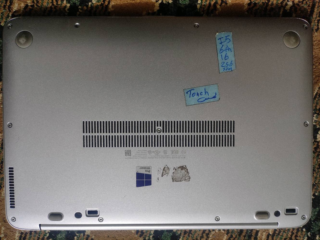 Device name: EliteBook Folio 1040 G3
Processor  Intel(R) Core(TM) i5-6300U CPU @ 2.40GHz   2.50 GHz
Installed RAM  16.0 GB
System type  64-bit operating system, x64-based processor
Pen and touch  Touch support with 10 touch points(شاشه لمس)
__________
                                                      كارت الشاشه VC SHARE
14.1 LED TOUCH
OS DOS-NO CD
Version  21H2
SSD. 256G قابل للزياده
Gen 6 جيل سادس
__________
مستعمل فقط دراسه ملحقاته وياه 
مكاني بابل مركز/سعره 350 الف