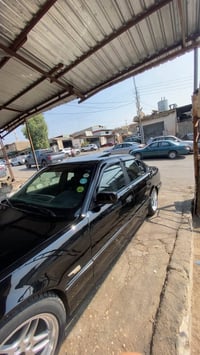 بي ام دبليو ٥٢٠ • موديل ١٩٩١ • جير عادي
