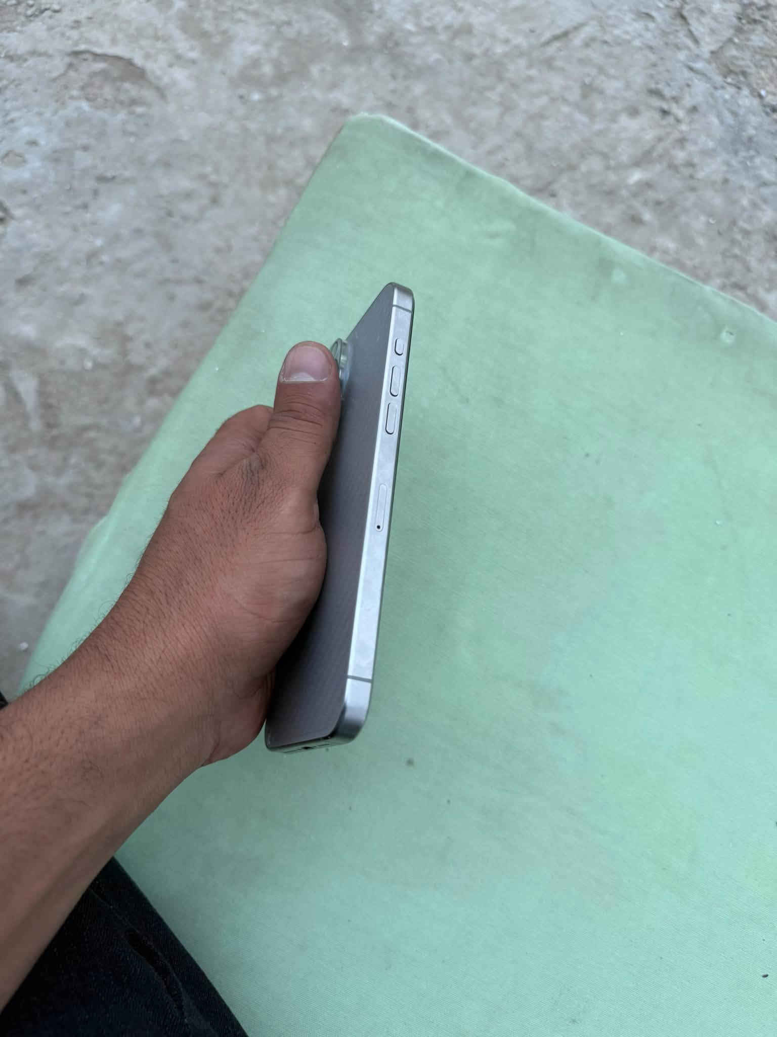 ايفون 15 برو ماكس • وتر بروف • بطارية ٨٢٪