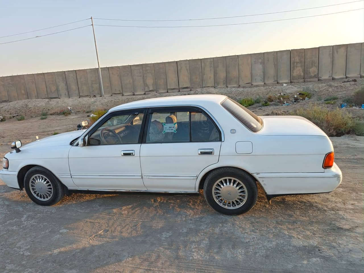 تويوتا كراون (ارنب ) موديل 1993 
سنويه لل 2027 بشهر الثاني 
تبريد شغال 
ونضافتها مثل ما تشوف بالصور
السعر 58 وبيه مجال 
البصرة قضاء الصادق
للتواصل والمزيد من التفاصيل اتصل بالرقم ‏‪***********‬‏
