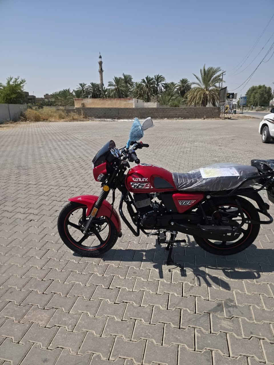 موطور دايوان للبيع موديل 26 بعدو صفر صفر مستخدم خمس ايام فقط السعر 1700 وبيه مجال بسيط للأستفسار اتصل ***********
