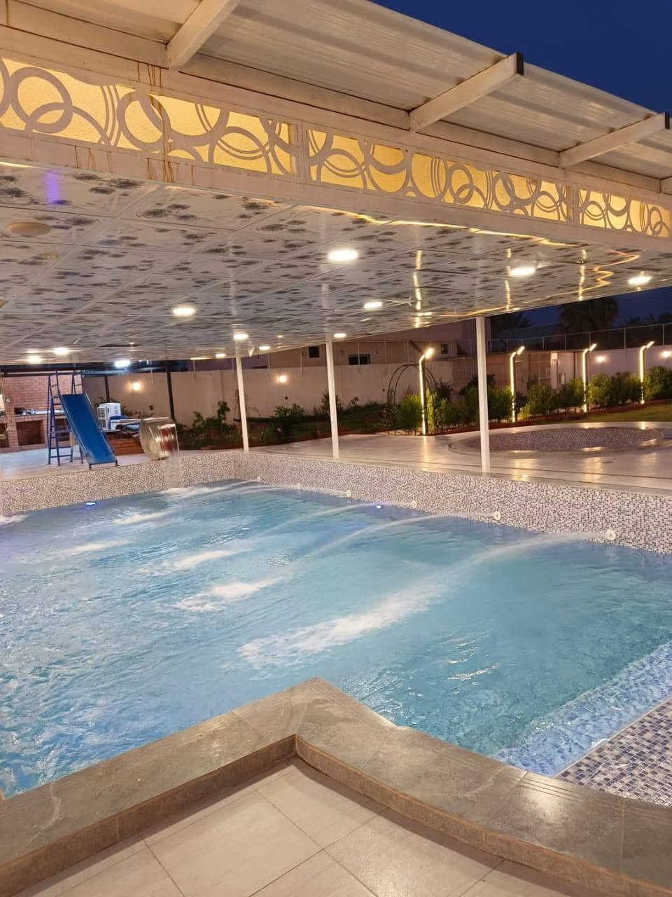 مزرعة ⭐️ VIP ⭐️ (موثقة من تطبيق اجرلي)
📌العـنـوان : بـلـد

📌للاسـتـفـسـار : ***********
_____________________________________________

تـفـاصـيـل الـمـزرعـة : -

🔷 ملعب كرة قـدم ⚽️

🔶 ملعب كرة طائرة 🏀

🔷مسبح كبير للكبار 🏊‍♂️

🔶مسبح خاص للاطفال 🏊🏼

🔷مطبخ متكامل 🔪🧑‍🍳

🔶صالة كبيرة تطل على المسبح 🏞️

🔷غرف نوم عدد 2 🛏️

🔶بليارد 🎱 ، فيشة ، منضدة 🏓

🔷 العاب للاطفال

🔶جلسة عربية تطل على المسبح 

🔷كهرباء مستمرة + نـت 

🔶باربكيو متكامل مع ادوات الشوي 
_____________________________________________

📌 المـوقـع : صـلاح الـديـن - بـلـد

📌للحجز والاستفسار الاتصال او المراسلة على الواتس آب : ***********📞
