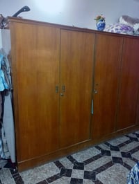 كنتور • ميز تواليت ٢ • بحالة جيدة