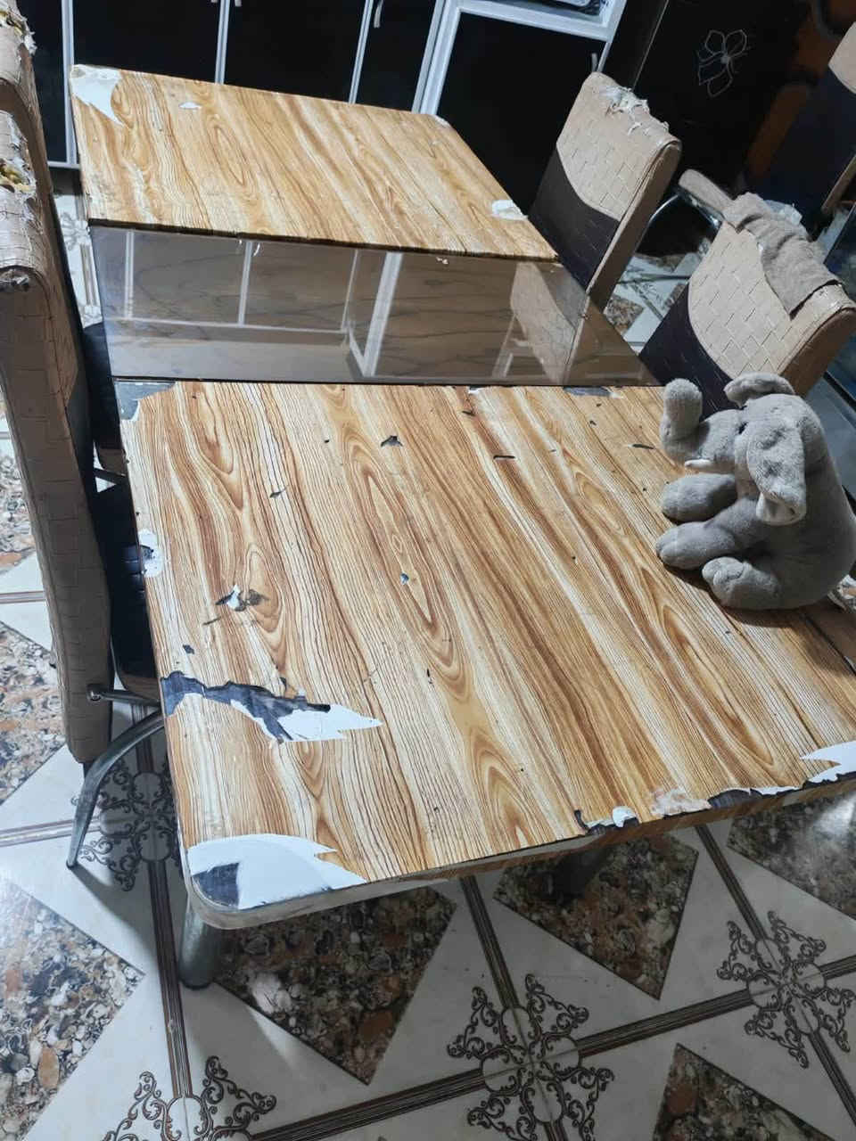 غراض لبيع كلشي وسعره
سعر تخم 375+سعر جرابي الأطفال 75 +ميز طعام 75 +سعر السبلت كنتوري 3طن بي ليك  سعره300+سعر كاونترات600 بيهم مجال قليل الاستفسار ع  الرقم *********** المكان تكريت الديوم
