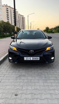 Camry se 2020 model (nightshade) پاکێچێکی تایبەتی شەریکەی تۆیۆتایە و ئ...