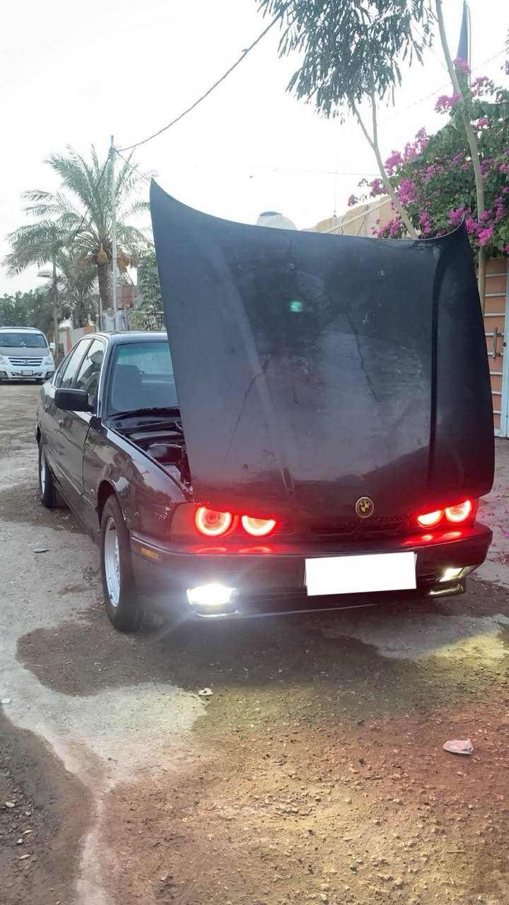 بي ام 535 لون اسود كذاب موديل 1990 مكينه وكير جديدات شاديلها غرفه جديده تبريد غير شغال ورقم بغداد جديدسعر 65 ورقه أو مراوس أب بي ام مكان السياره نجف ***********
