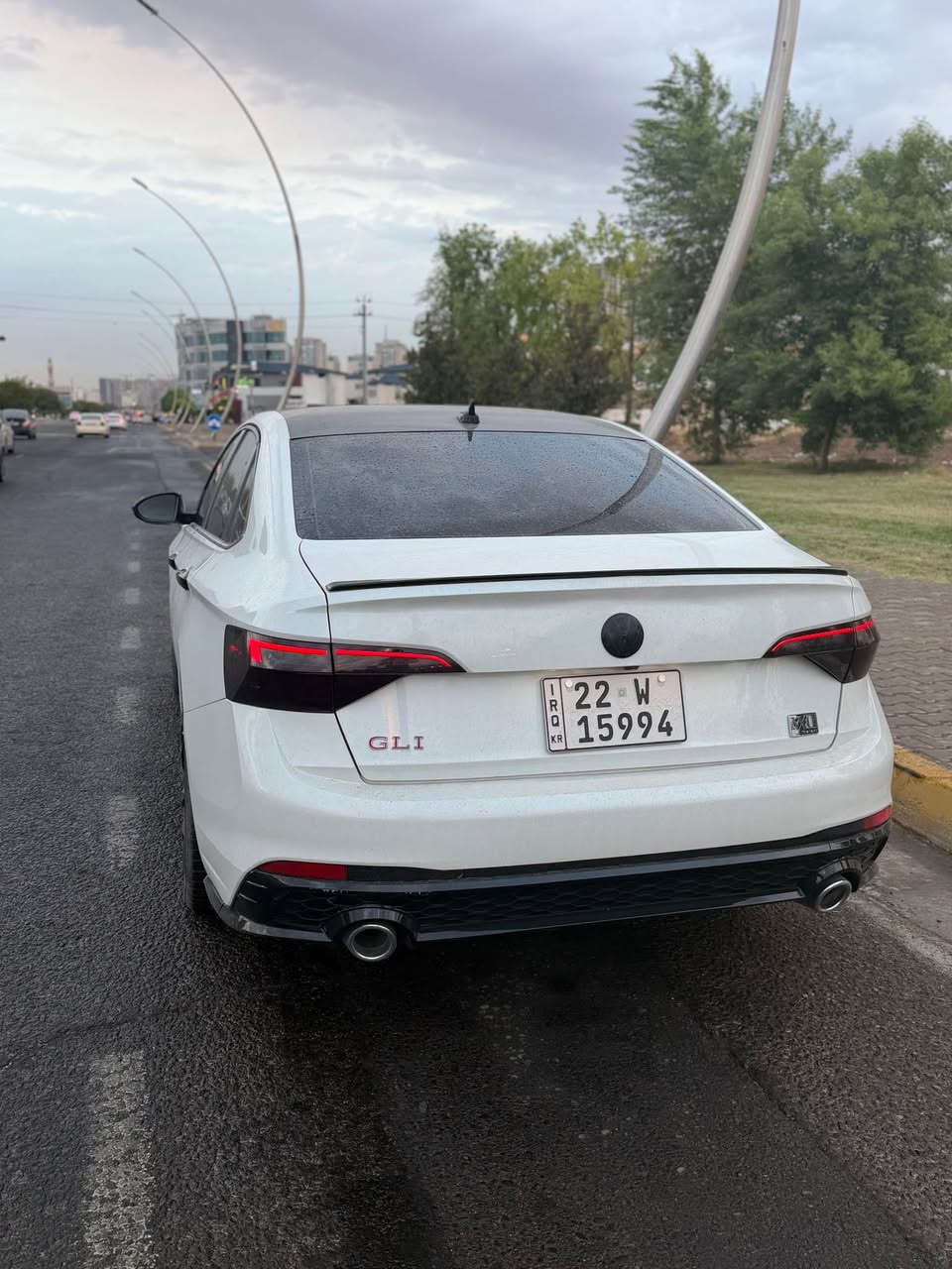 جيتا موديل 2024 SEL PREMIUM 
*********** - ***********
173 وەرەقە 
هەیکەلی کامل کرایتە GLI كامل جوانكاريە 
دەبلي سپورت تاخم ویل و تایەی سپۆرت 
بۆنیت سبوغ لەگەڵ هەندەک pdr لە سندوق
بێ ژۆرێ بێ ناوگرتن پێشی هەمووی بیلادیە 
 بە زەمانی هەموو شتەک 
فوول فوول مواصفات کوشن سارد و گەرم و خزن 
پانۆراما ناو قەیسی بلادی 
ئیرباگ سوکان و شان سیستمە 
گێر مکینە کارەبایەت حماوە تحویل و غرامە بەناو کردن 
هەموو شتەک بەشەرت 
هیکلی زۆر جوانە 
٦٥ هةزار کم روشتية 
بەناوی خۆمە هەموو شتێک بەشەرت
موشتری نی تەلەفۆن مەکە لەگەر رێزم أربيل, العراق
