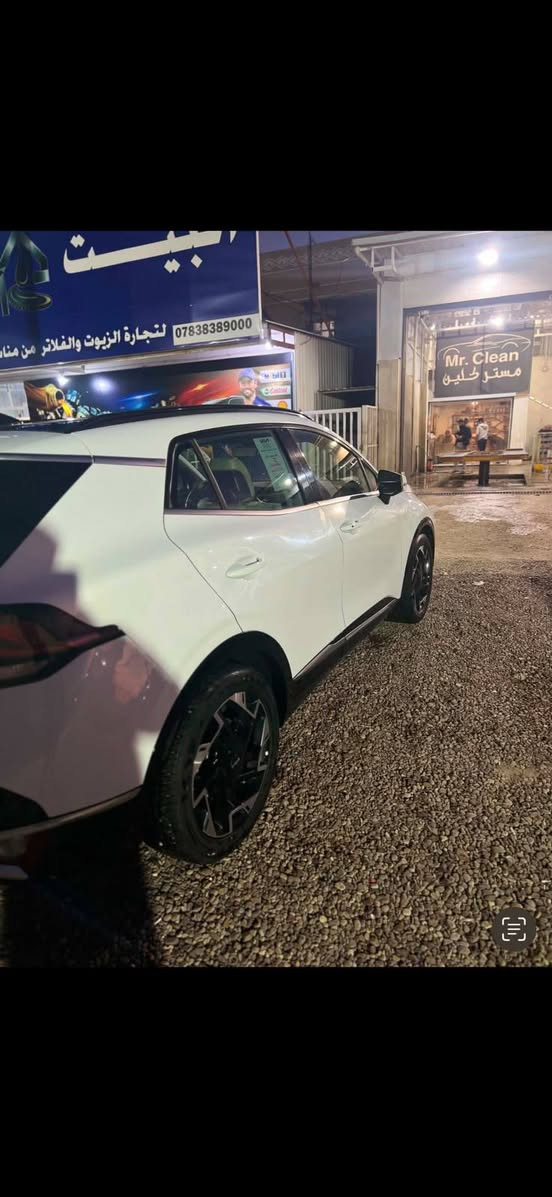 السلام عليكم سبورتج موديل ٢٤ للبيع فول مواصفات السيارة مكفوله من الدعامية للدعامية ماشيه 65 السعر 230 رقم صاحب السياره هذا *********** 
                           *********** 
اتصال فقط عل خط
