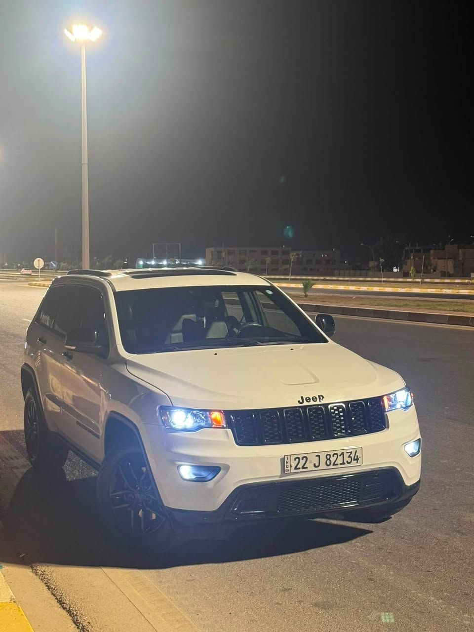 شبابنا الطيبه
جيب كراند شيروكي موديل 2019 
رقم اربيل
🔹 محرك: 3.6L V6
🔹 كير : أوتوماتيك 8 سرعات
🔹 دفع: 4×4
🔹 مواصفات: فتحة سقف ، تدفئة مقاعد ، كشنات جلد ، شاشه جبيره تدعم ابل كار بلي واندرويد اوتو ، تحديد مسار ، منظومه زينون جديده ، السياره نصبتها كلش حلوه وجاهزه مابيها نقص ،وبقية المواصفات المعروفه بالجيب 
🔹 وارد امريكي
🔹 السيارة بيها 3 قطع صبغ وابيع حزام 
✨ السيارة باسمي وسنويه لحد سنة 2031 رقم انكليزي جديد 
📍 الموقع: [الانبار الرمادي]
💰 السعر 205 وبيها مجال للطيبين 
ترهم بيع او مراوس بـ جارجر او كامري حديث 

📞 للاستفسار والتفاصيل: [ ***********]
