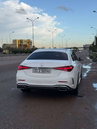للبيع فقط بدوووون مراوسات  C300 kit amg 2023 بغداد وارد امريكي فوووول ...