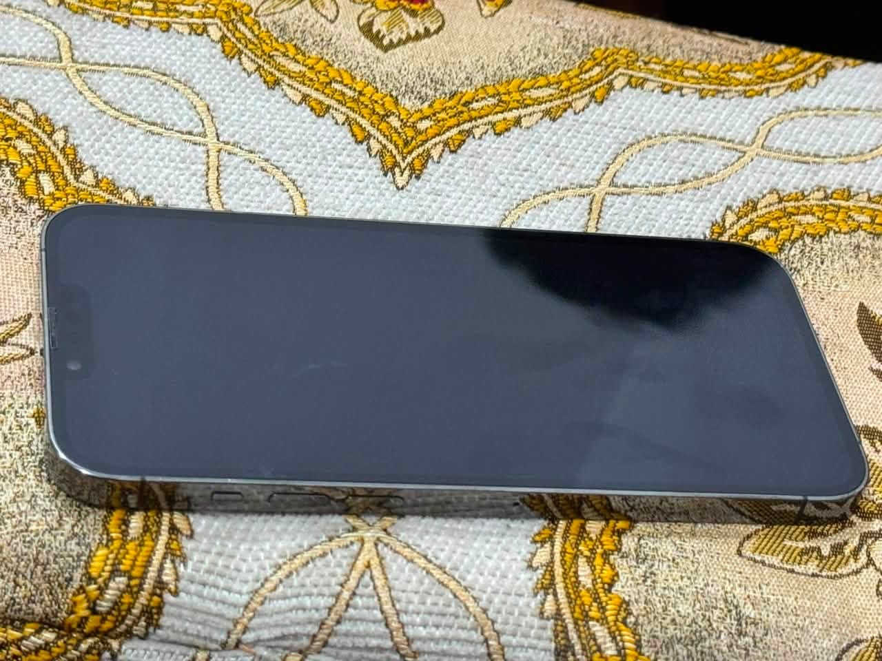 13برو ماكس بطاريه84 بلادي ما مبدل  بي شي او مفتوح مكفول  من كلشي زلغ مابي  سعر 725 وبي مجال. للتواصل خاص او عل رقم بي واتساب فقط  ***********

