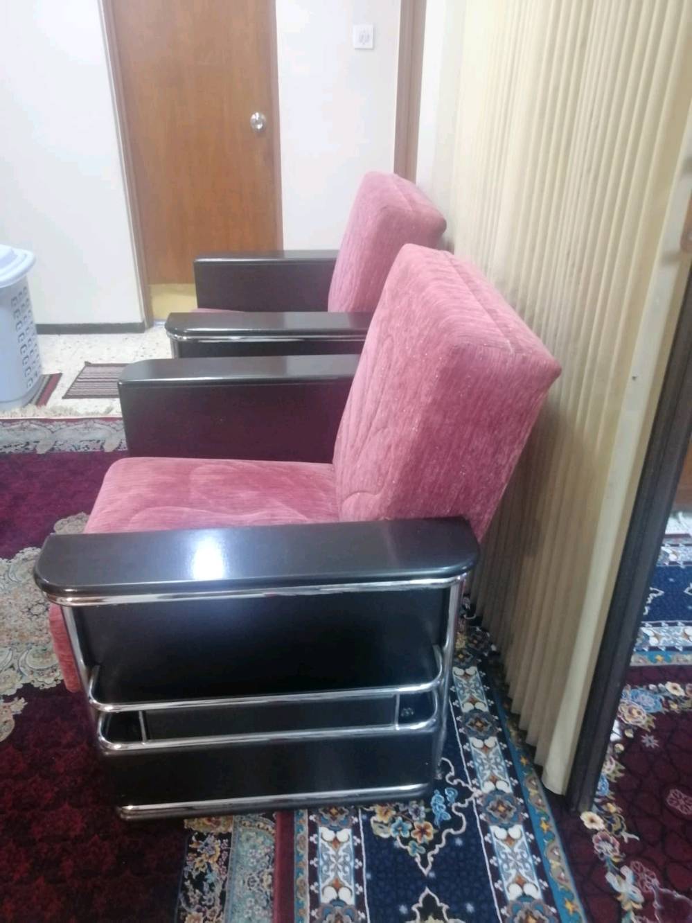 تخم قنفات موديل تركي عشر مقاعد قنفتين كبار وحدة ثنائية واثنين صغار خزن ويتحول إلى سرير نوم