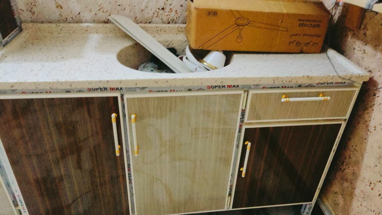 يا الله مكلفة بلنشر
كاونتر تزكام جديد غير مستعمل
قياس متر اونص
سنك مرمر متر اونص
السعر ٤٥٠ بي مجال بسيط
العنوان حي الحكيم نزلة عميد جادر
الرقم ***********
