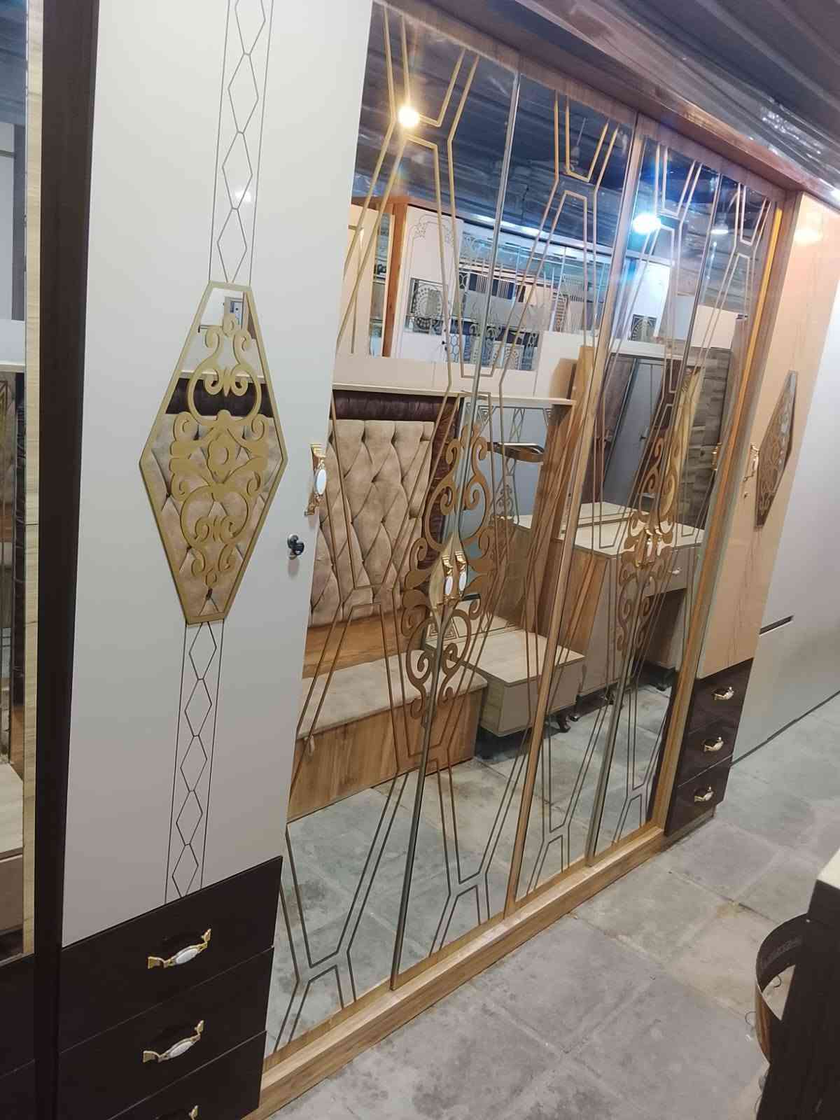غرفه نوم • بدون تفاصيل