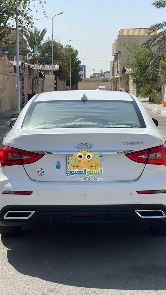شيري اريزو مديل ٢٥ 
سيارة حرة بأسمي شرط التحويل ماشية ٨٩ الف قابل الزيادة سيارة نضيفه كفاله كير مكينه تبريد داخل الضمان كل صيانتها بالشركة سعر ٩٥ بيها مجال مكاني البصرة للتواصل ***********

نص مكتوب في الصور:
- السوق المفتوح opensooq.com