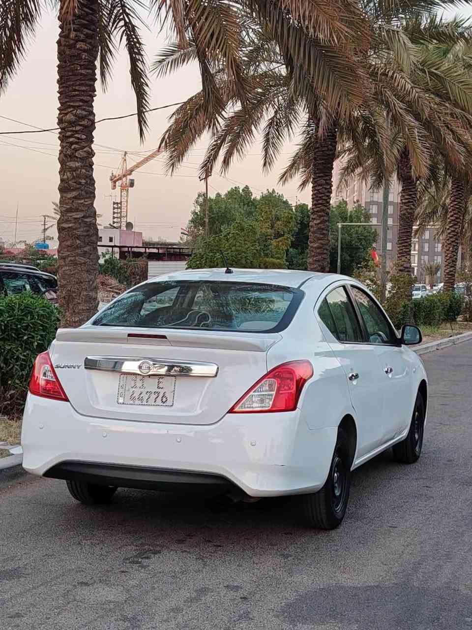 السلام عليكم ورحمة الله وبركاته
للبيع نيسان سني ٢٠١٩ هندي
رقم بغداد سنوية ل٢٠٣١ باسمي من الشركة ع ايدي 
ماشية ٤٢ الف حقيقي وين ميعجبك افحص 
السيارة كفالة عامة عدا شبر  Bdr  بالباب الخلفي عكس السائق فقط 
عارضها ب١٠٤ وبيها مجال بسيط جدا
مكاني السيدية 
الشراي يتصل ويدلل
***********
