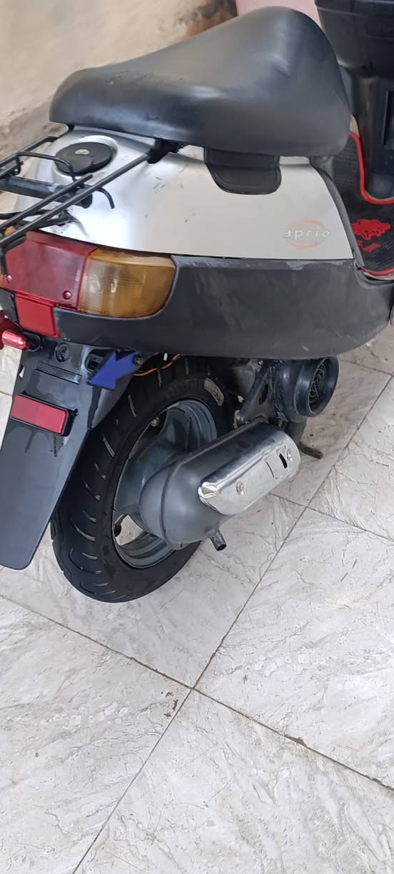 سلام عليكم دراجه اللبيت بتره مفتوحه نضيفه كلشش كهربائيات كله شغل سلف هندر كامله علا اخير مكان ناصريه مركز سعره 275 وبيها مجال الاستفسار ***********
