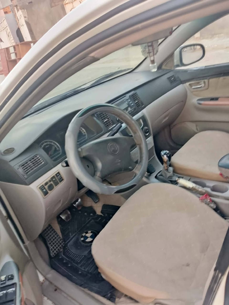 سلام عليكم جيلي موبل موديل ٢٠١٣ مكينه كير حداديه نضيفات تخم تايرجديد سنويه٢٠٢٩بسمي سياره جاهزه من كلشي السعر 42 وبيها مجال مكاني الديوانيه حي العسكري قرب مدرسة العراق ممكلف بالنشر اتصل على الرقم ***********
