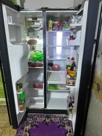 ثلاجه قطعتين هيه ثلاجه هيه مجمده نضيفه مال البييت البييع مكاني بغداد م...