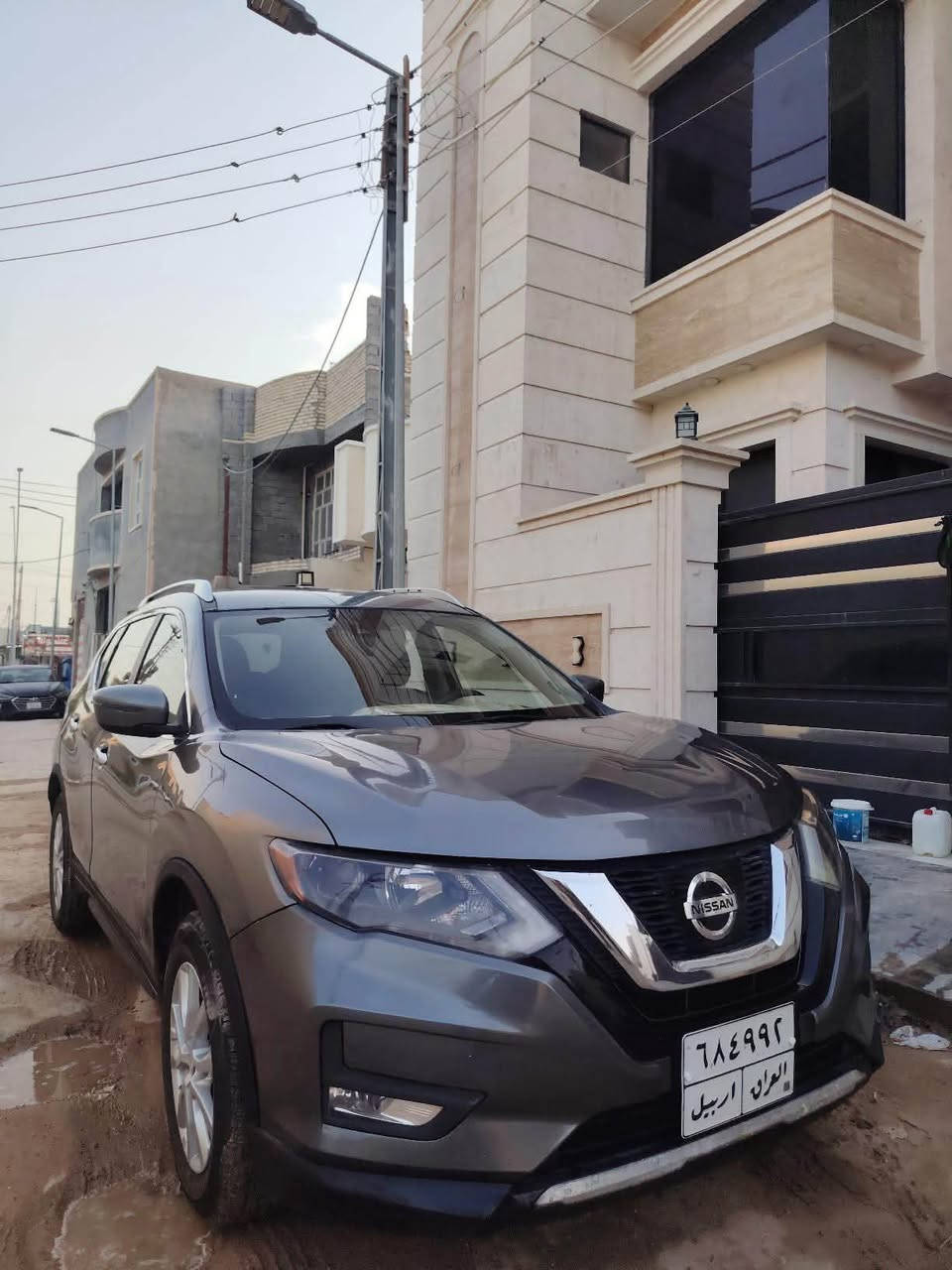 نيسان روج 2020 للبيع
مواصفاتها 
Sv4ويل
4 سلندر محركها 2500
97 الف ميل قابل للزيادة
المواصفات فول ماعدا الفتحة
الحساسات الامامية والخلفية شغالة
رادار امامي وجانبي شغالة
تحكم ستيرن
اشارات المراية 
مانع انزلاق
الضربة جاملغ السايق ومصبوغ فقط 
رقم اربيل
غير متواجد على الفيس اتصال وواتس فقط 

***********
