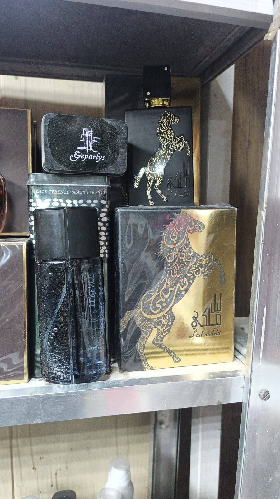 عطور • رجالي نسائي • ثبات وفوحان