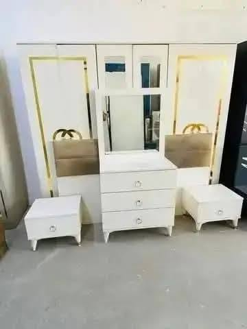 غرفه تركيه 🇹🇷مستخدم  
عدد القطع 5
نظافه 90
السعر 450
نقل وشد 🪛داخل بغداد مجاني 
باقي المحافظات كروه
