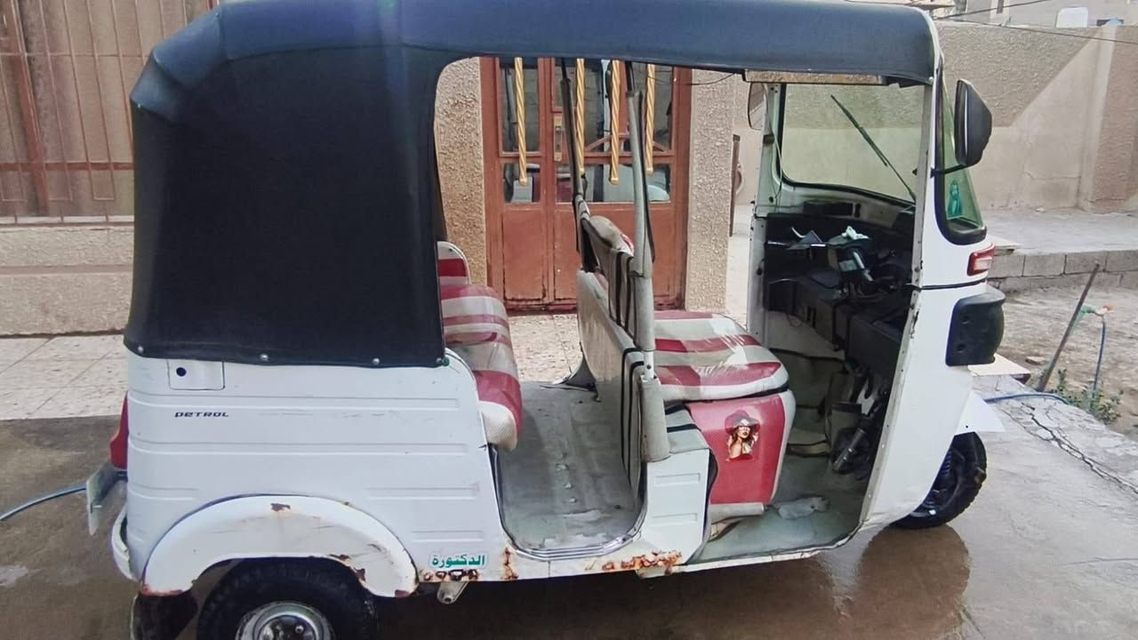 السلام عليكم
تك تك للبيع موديل 20 رقم انگليزي باسمي 
سعر  6600 شرط التحويل عنواني بغداد الأمين 
للاتصال  ***********
