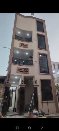 بيت للايجار • الرئاسه شارع٢٠ • طابق ثاني وثالث