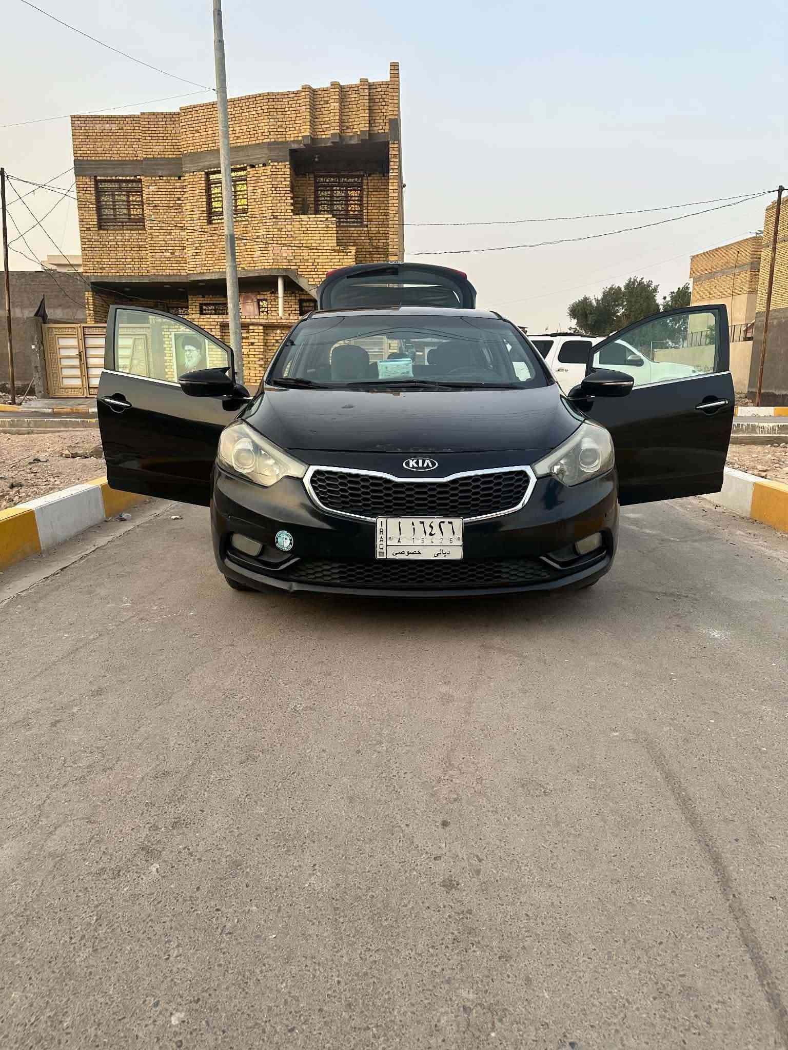 كيا فورتي 2014 وارد امريكي هاش باك ويل كب شاشه اندرويد اوتو كامره تخم تاير مكينه كير جاهز
حداديه 100 100 تبريد فول
 تحكم ستيرن
نضام ايكو
ارضيه جلد
شفط مري
محرك 2000 GDI
مابيه نقص برغي مال جناي
 سياره بدون صبغ بلاديه  
ماشيه 150
سعر 83 عنوان ذي قار  ***********

كيا فورتي 2014 وارد امريكي هاش باك ويل كب شاشه اندرويد اوتو كامره تخم تاير مكينه كير جاهز
