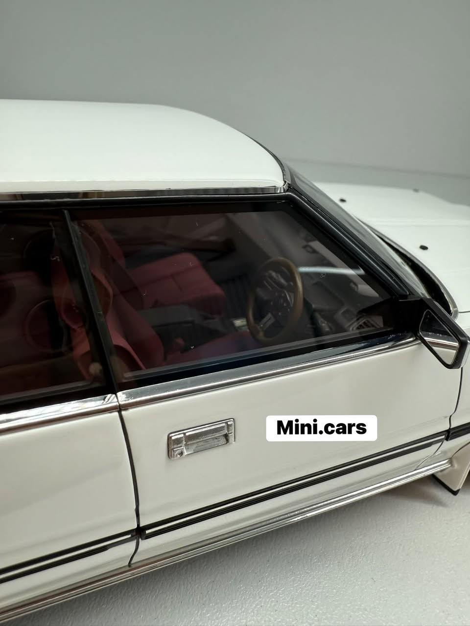 Toyota Crown 2.8 Royal Saloon Resin

Brand : IGNITION MODEL
Scale : 1/18
Price :  399,000 Dinar 

 WhatsApp +964 750 470 2207

‎‏
