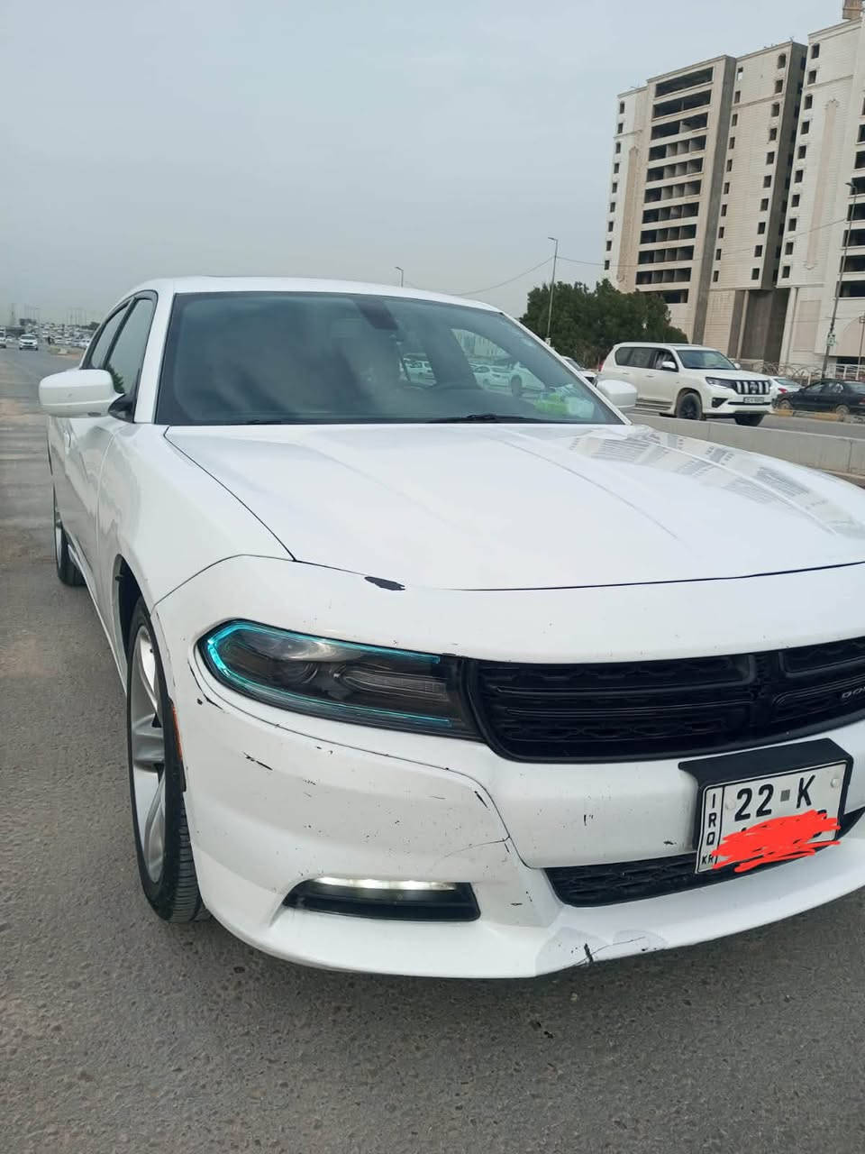 السلام عليكم
جارجر لون ابيض خليجي 
موديل 2017  sxT 
3600   6سلندر 
سيارة بأسمي رقم اربيل
تحويل شوكت متحب
سنويه جديده 2028  
كشنات تدفئه تبريد حظن 
استيرن تدفئه فول تحكمات 
شاشه كبيره + كامره خلفيه
استخدام شخصي مامشتغله خط
فول مواصفات داخل اسود 
جهاز انذار بلاد تشغيل عن بعد 
دمام خلفي بلاد 
حداديه گير محرك مكفول 
تخم تاير جديد 
السياره كفاله عدا الي مأشر عليهن 
السعر 185$ وبيها مجال بسيط 
بيع فقط بدون مراوس 
مكاني نجف 
هـ - ***********
