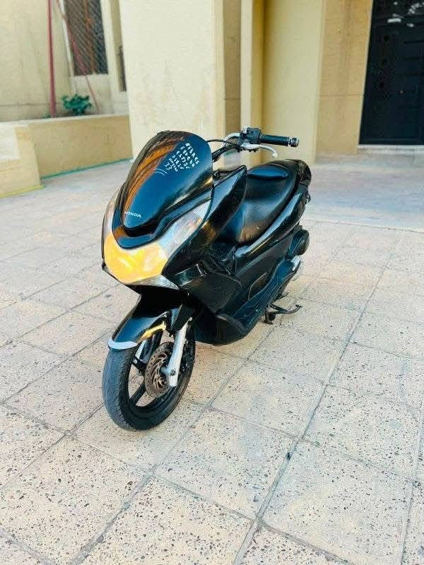 السلام عليكم للبيع دراجه pcxجيل الاول ماشيه 37الف دراجة ماخذها رمبه الدراجه وأعلى ايدي حجم مكينه
150ياباني الاصلي دراجه جديده مال جناي وعلئ ايدي ياباني الاصلي دراجه كامله أستان كهربائي حساس ازدحام سويجات دراجه جديده الدراجه احلا من الصور مال جناي المكان بغداد دراجة مكفوله اي نقص مابيه السعر (مليون و 100  او بيه مجال رقمي ***********
