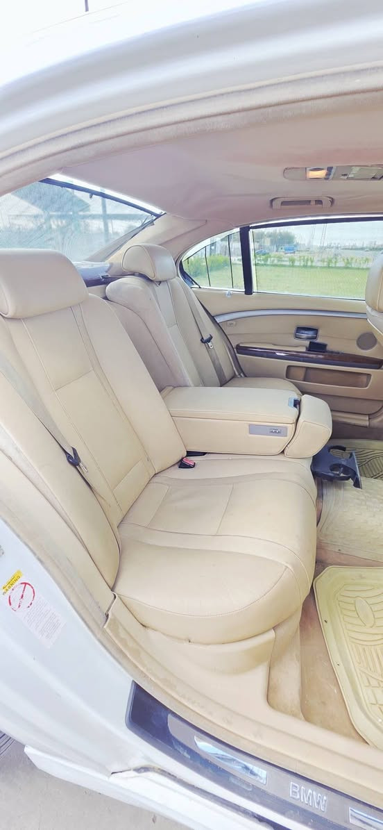 Bmw باخره
2008. 730li 
سياره مكفوله كفاله من الصبغ ما عدى الدعاميات 
فول مواصفات اباواب وجنطه شفط 
بردات كهرباء 
مري قلابه 
رقم اربيل مميز سنويه وهزه جديده مداور ثاني يوم 
حداديه نظيفه 
تبريد ثلج 
مكانه بابل الحله 
السعر 138 وبيها مجال 
***********
