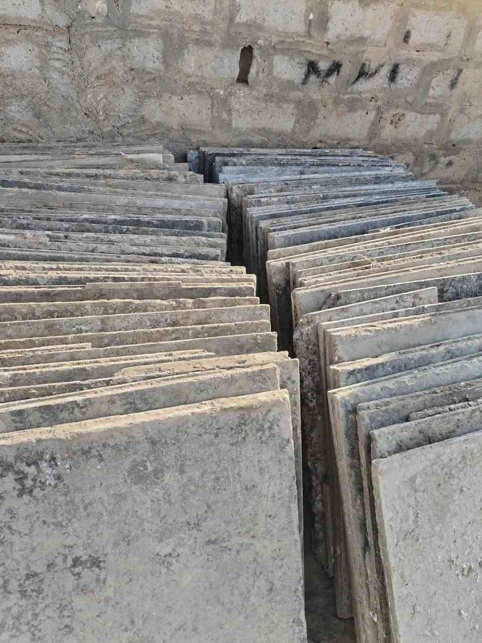 شتايكر البيع مستعمل العدد 128مكان قضاء سومر سعر خاص ***********
